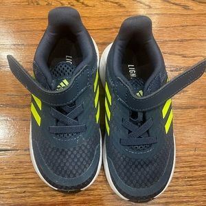 Toddler boys  size 7 adidas sneakers new in box
